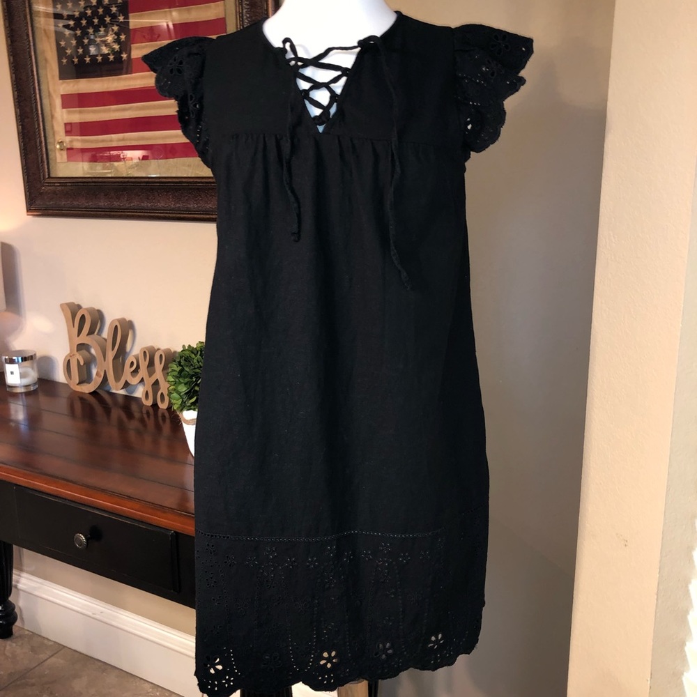 Old Navy Black Dress - Small